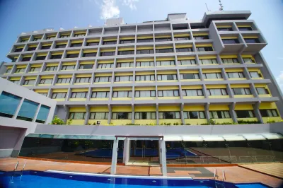 海豚飯店 住宿飯店