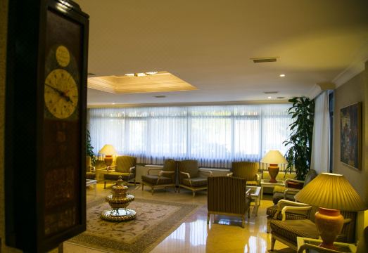 4. 아파트 호텔 베..