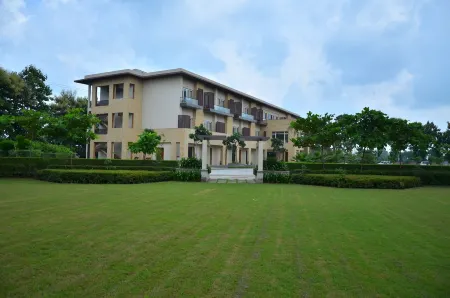 Ritz Resort Отели в г. Рендуа Палхэри