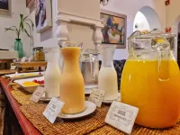 Hotel Antigua Miraflores - breakfast