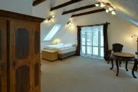 Zámecká fořtovna P. Metternich Hotels in 