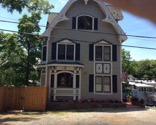 天空之城!主街一個街區維多利亞風格精心翻新度假屋 奈阿克住宿飯店