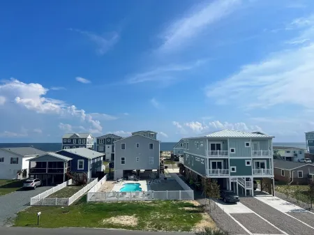 Ocean View Third Row Home