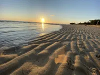Villa Pool & Spa on the Arcachon Basin Hotels in Lanton
