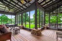 Tranquil River Access and Scenic Views - Charming Hill Country Retreat