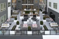 Private Balcony and Sky Lounge with City Views - Charming Luxury Retreat