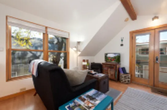 Fully Stocked Kitchen and Scenic Deck Views - Charming Studio Retreat