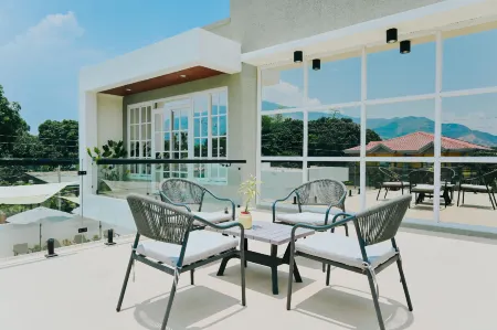 Villa Carlina Resort