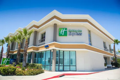 Holiday Inn Express Newport Beach Hotels in Newport Beach
