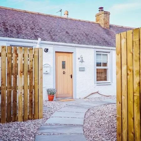 At The River - A Fairytale Cottage by the Beach