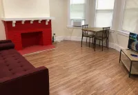 Private Apartment with Work Desks and Parking - Spacious and Inviting Hotels in Irvington