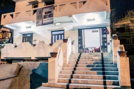 Rama Guest House Отели рядом с достопримечательностью «Statue of Buddha in Bodhgaya»