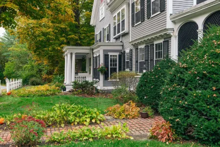 Picturesque Sanctuary with Music Room - Charming Historical Retreat