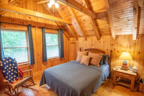 Hot Tub and Charming Park-Like Setting - Cozy Mountain Haven