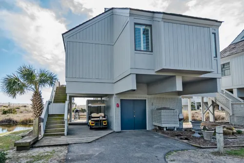Elevated Decks and Golf Carts Included - Stunning Ocean View Villa
