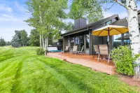 Fairway Village 2919 Hotels in Snyderville