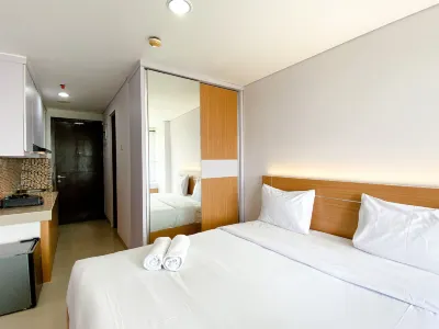 Nice and Comfy Studio at Enviro Apartment Hoteller i Cikarang Kota