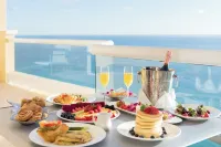 Acqualina Resort and Residences Hotel di Sunny Isles Beach