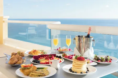 Acqualina Resort and Residences