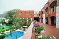 Hotel Zihua Caracol