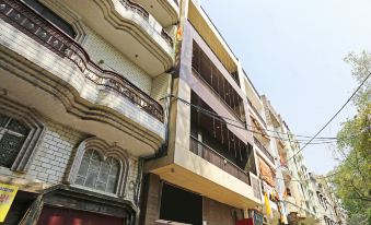 Twamev Punjabi Bagh