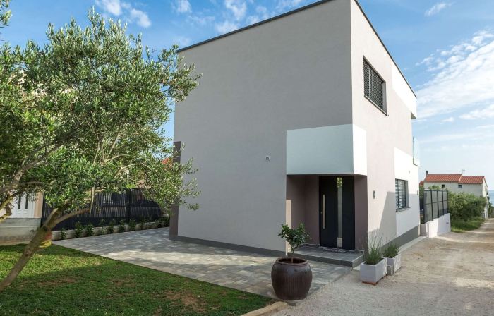 Luxury Villa with Private Pool, Great Sea View, Near the Beach