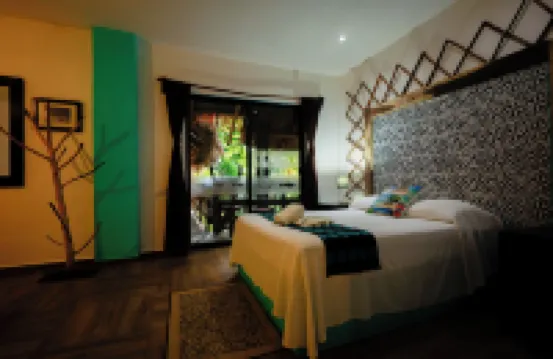 ヴィラス ティブロン アダルツ オンリー