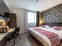 Brit Hotel - Hotel de l'Hippodrome Hotels in Плоермель