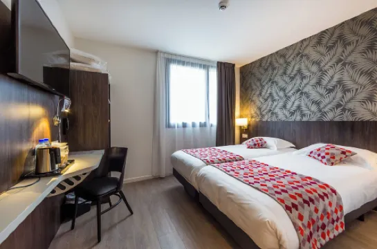 Brit Hotel - Hotel de l'Hippodrome
