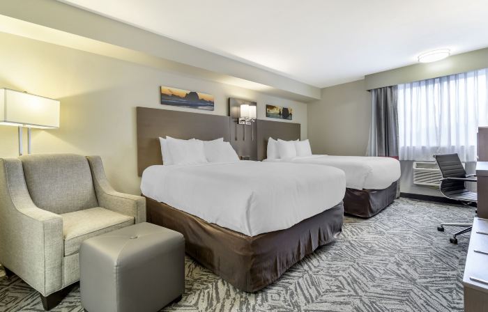 Comfort Inn & Suites Pacific - Auburn