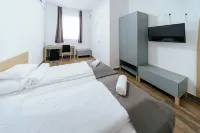 Rákóczi Hotel, Tábor és Rendezvényközpont Hotels in Шаторальяуйхей