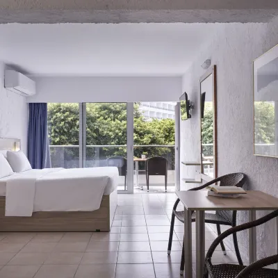 ذا أبارتمنتس باي إسبيريا Hotels near ميناء ماندراكي