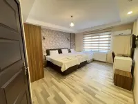 İkarus Hotel - 2-Star