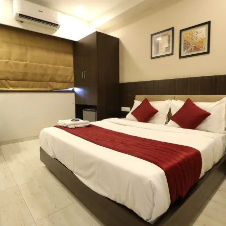 Hotel Privya Rooms & Banquet Surat