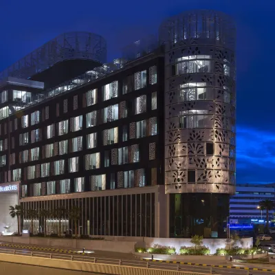 Fraser Suites Riyadh Отели рядом с достопримечательностью «Торговый центр Olaya»