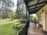 Grampians View Cottages and Units Hotels in Halls Gap