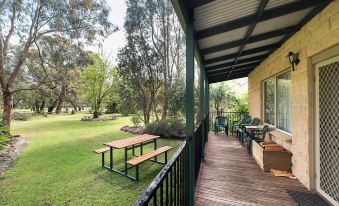 Grampians View Cottages and Units