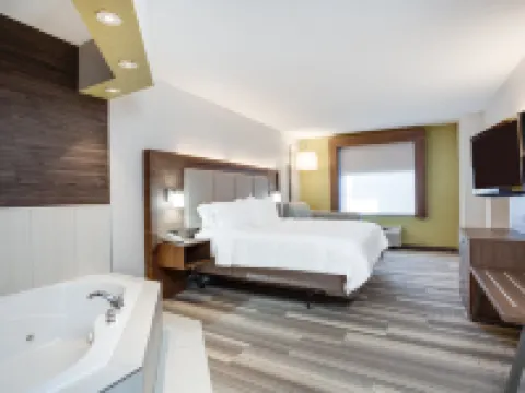 Holiday Inn Express & Suites Clewiston by IHG Hotels in Hendry County