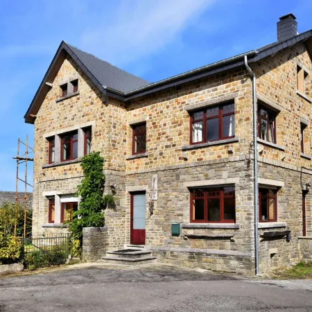 Pleasant Holiday Home in Erezée Ardennes with Hot Tub, Sauna