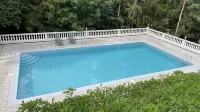 로지스 벨레스 - 수영장