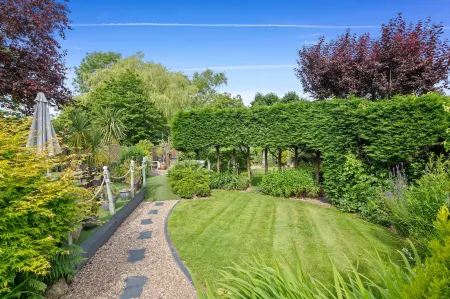 Home in the Vale of Evesham