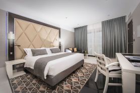 Krystal Palace Douala