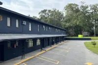 BlueGem Motel - parking