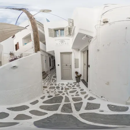 Mariet Naxos Elegant Suites