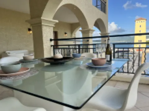 Savana at Porto Cupecoy Marina