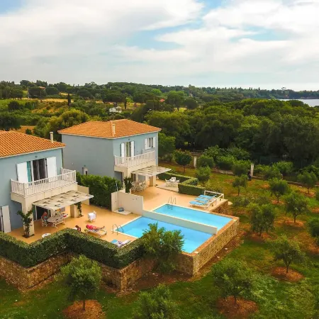 Betty's Villas