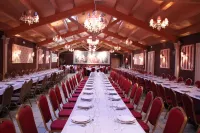 Hospedium Hotel Vittoria Colonna Hotels in La Santa Espina
