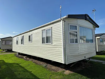 Felixstowe Chimo Caravan 8 Sleeps 5 Min to Beach Hotels near Felixstowe Sea Front Gardens