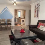 Charming and Stylish 2-Bed Apart - London Dagenham