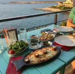 AKVARYUM BUTIK OTEL KARABURUN - breakfast